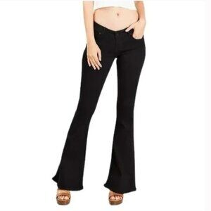 NWT Kendall & Kylie Kurvy Mid-Rise Baby Boot Jeans Size 11/12